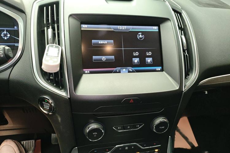 Used Ford Edge 2015 2.0T GTDi 4x4 High-Grade Model Audio And AC Panel