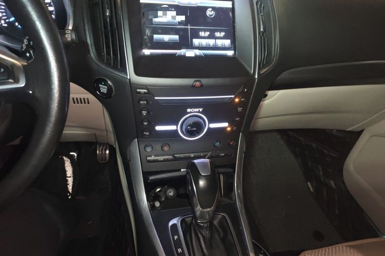 Used Ford Edge 2015 2.0T GTDi Four-Wheel Drive Prestige Model Audio And AC Panel