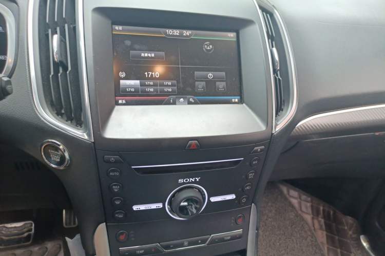 Used Ford Edge 2015 2.7T GTDi 4x4 Sporty 7-Seater Audio And AC Panel