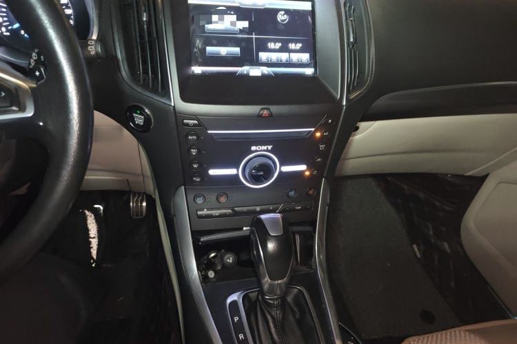 Used Ford Edge 2015 2.0T GTDi Four-Wheel Drive Prestige Model Audio And AC Panel