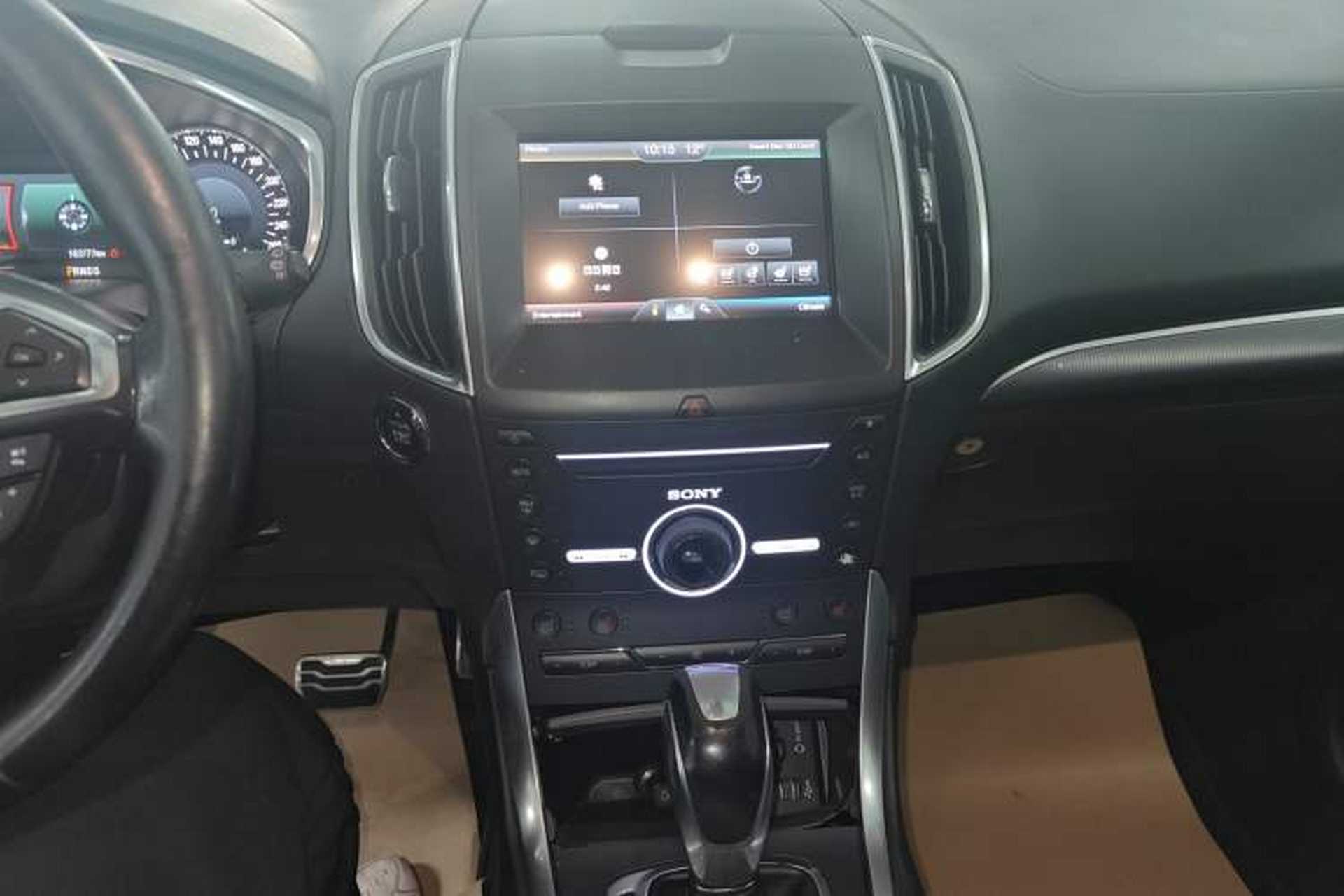 Used Ford Edge 2015 2.0T GTDi Four-Wheel Drive Prestige Model Audio And AC Panel