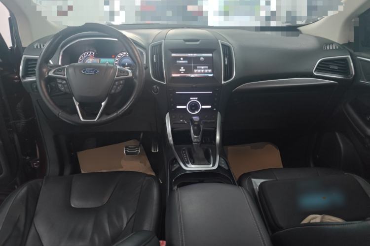 Used Ford Edge 2015 2.0T GTDi Four-Wheel Drive Prestige Model Center Console