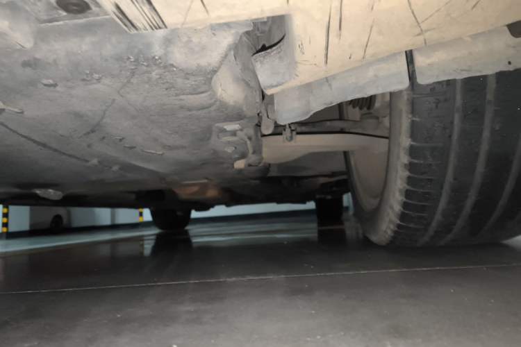 Used Ford Edge 2015 2.0T GTDi Four-Wheel Drive Prestige Model Chassis Front Left