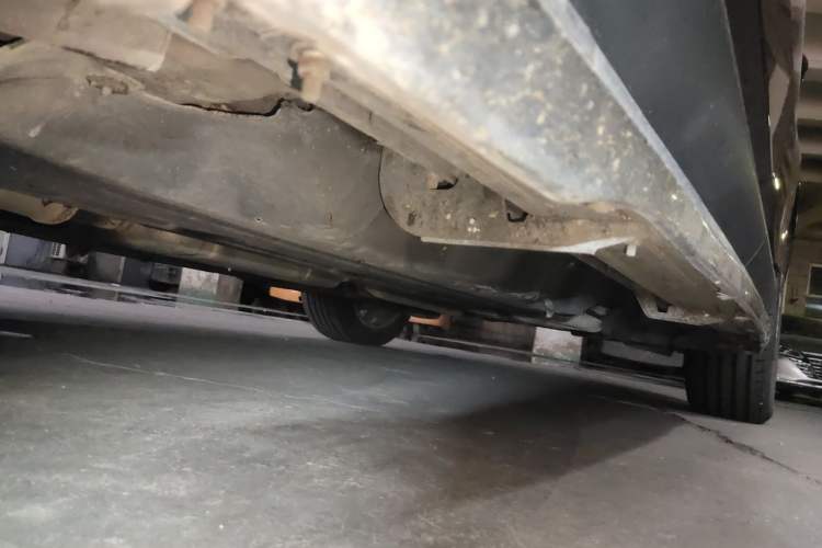 Used Ford Edge 2015 2.0T GTDi Four-Wheel Drive Prestige Model Chassis Front Left