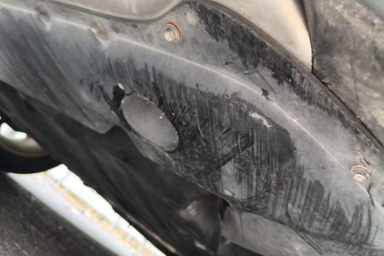 Used Ford Edge 2015 2.0T GTDi Two-Wheel-Drive High-Line Version Chassis Front Left