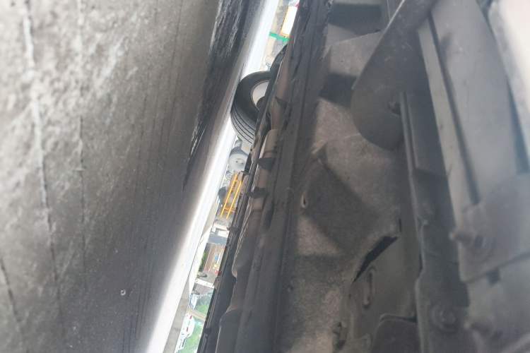 Used Ford Edge 2015 2.0T GTDi 4x4 High-Grade Model Chassis Front Right