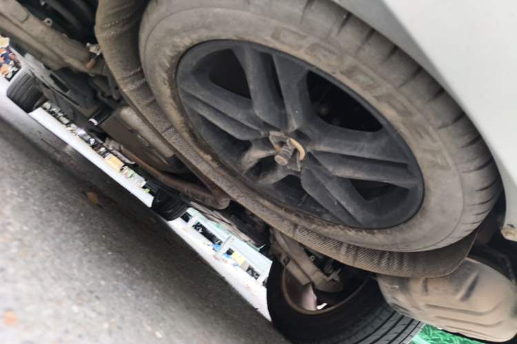 Used Ford Edge 2015 2.0T GTDi Two-Wheel-Drive High-Line Version Chassis Rear