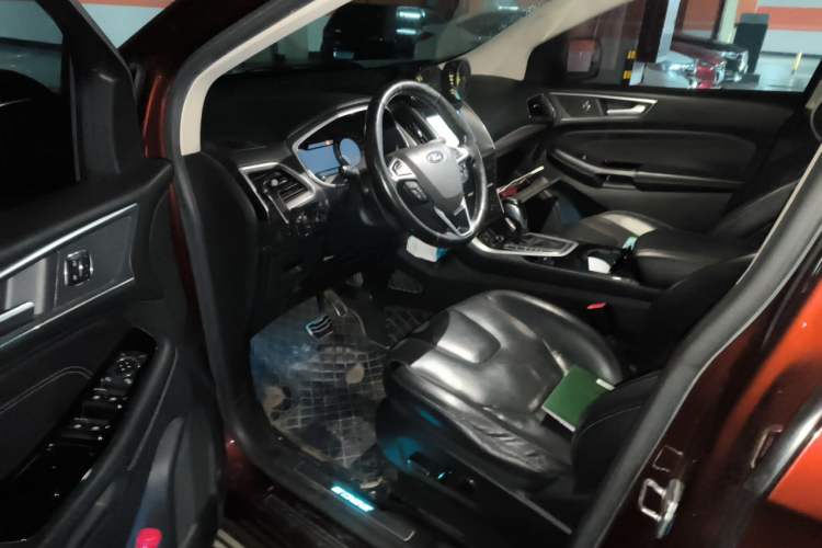 Used Ford Edge 2015 2.0T GTDi Four-Wheel Drive Prestige Model Driver Seat
