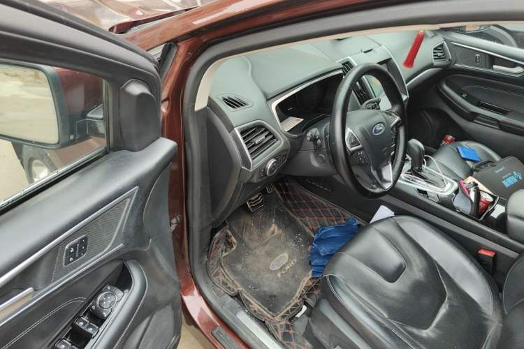 Used Ford Edge 2015 2.0T GTDi Four-Wheel Drive Prestige Model Driver Seat