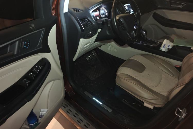 Used Ford Edge 2015 2.0T GTDi Four-Wheel Drive Prestige Model Driver Seat
