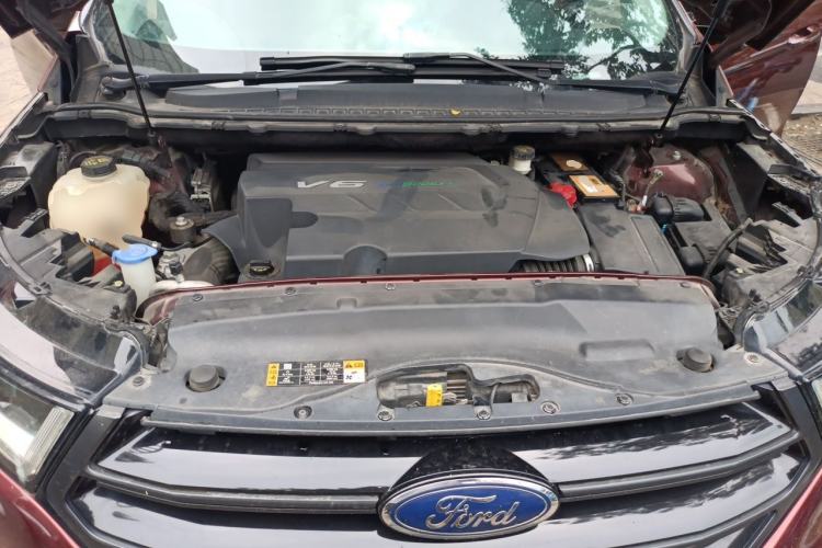 Used Ford Edge 2015 2.7T GTDi 4x4 Sporty 7-Seater Engine Bay