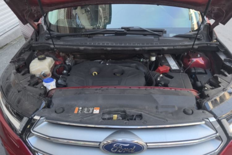 Used Ford Edge 2015 2.0T GTDi Four-Wheel Drive Prestige Model Engine Bay