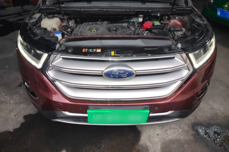 Used Ford Edge 2015 2.0T GTDi Four-Wheel Drive Prestige Model Engine Bay