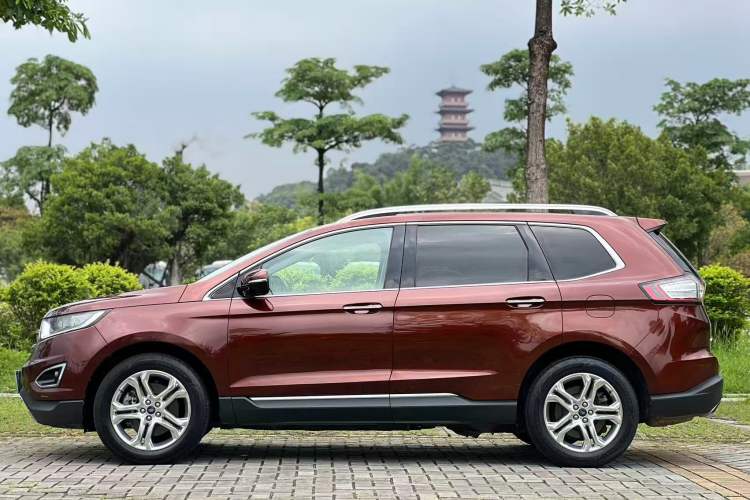 Used Ford Edge 2015 2.0T GTDi 4x4 High-Grade Model Exterior 3