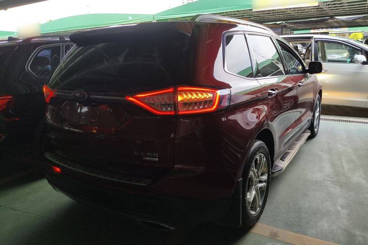 Used Ford Edge 2015 2.0T GTDi Two-Wheel-Drive High-Line Version Exterior 5