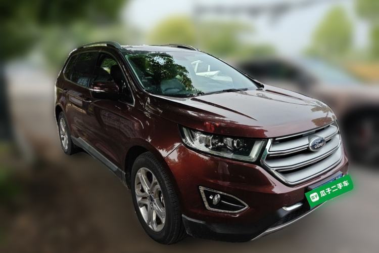 Used Ford Edge 2015 2.0T GTDi Two-Wheel-Drive High-Line Version Front Right 45 Deg