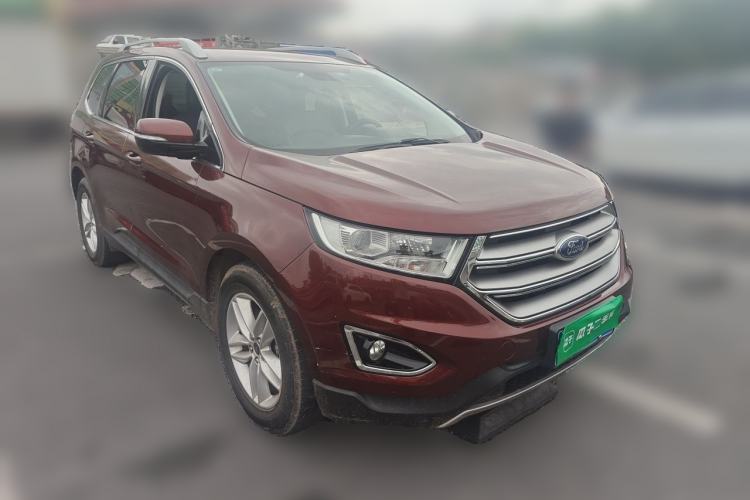 Used Ford Edge 2015 2.0T GTDi Two-Wheel-Drive Platinum Edition Front Right 45 Deg