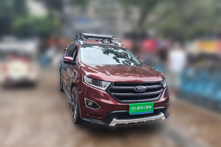 Used Ford Edge 2015 2.7T GTDi 4x4 Sporty 7-Seater Front Right 45 Deg