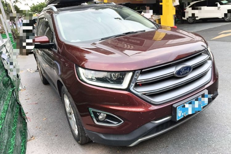Used Ford Edge 2015 2.0T GTDi Two-Wheel-Drive High-Line Version Front Right 45 Deg
