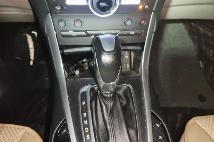 Used Ford Edge 2015 2.0T GTDi Four-Wheel Drive Prestige Model Gear Lever