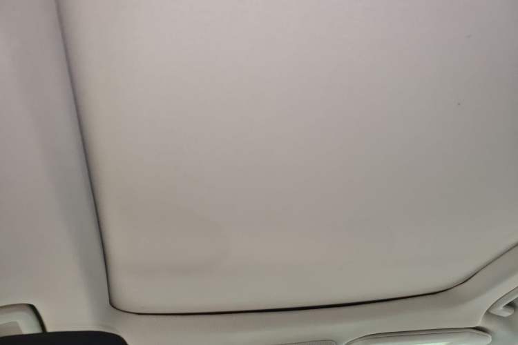 Used Ford Edge 2015 2.0T GTDi 4x4 High-Grade Model Headliner