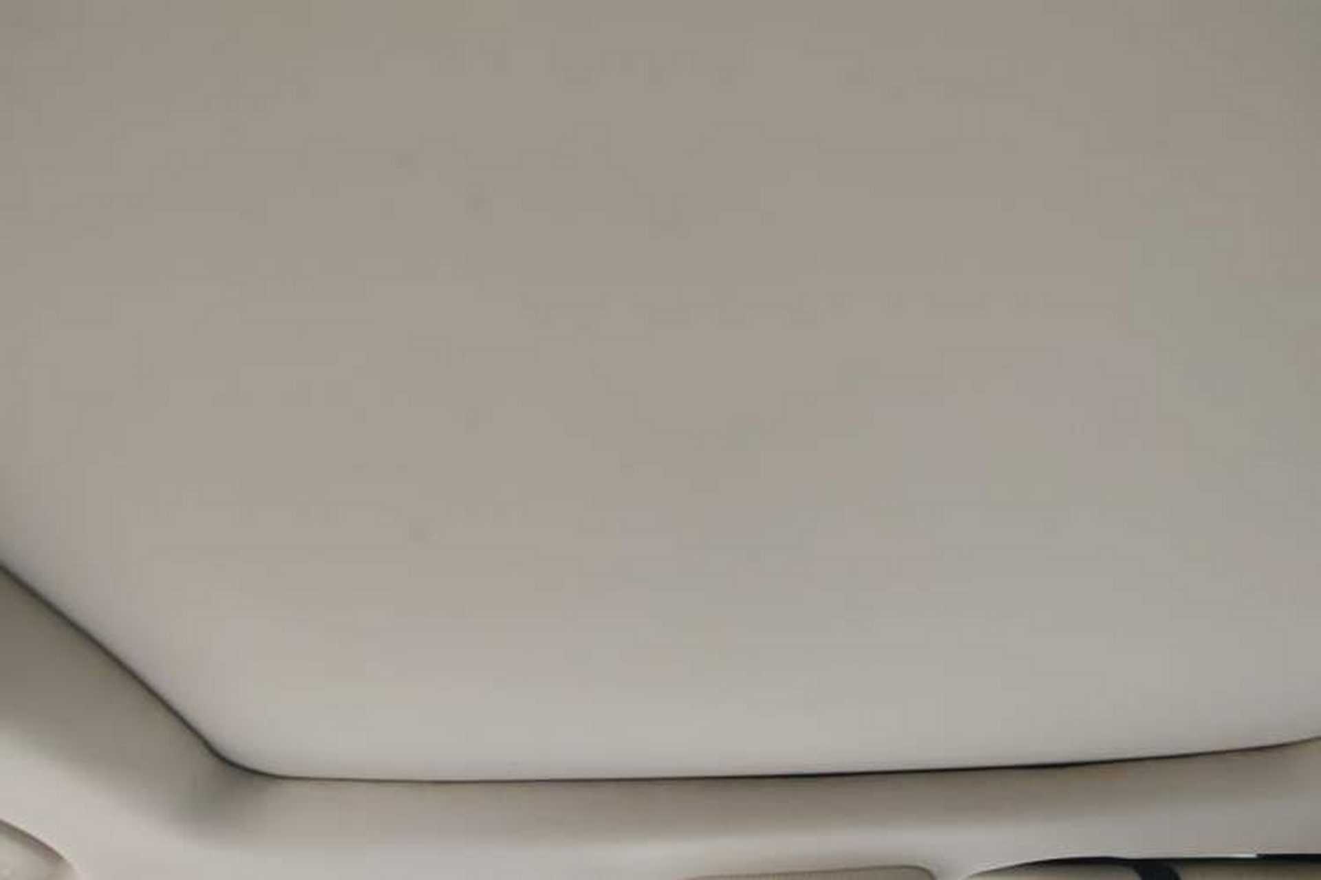 Used Ford Edge 2015 2.0T GTDi Two-Wheel-Drive High-Line Version Headliner