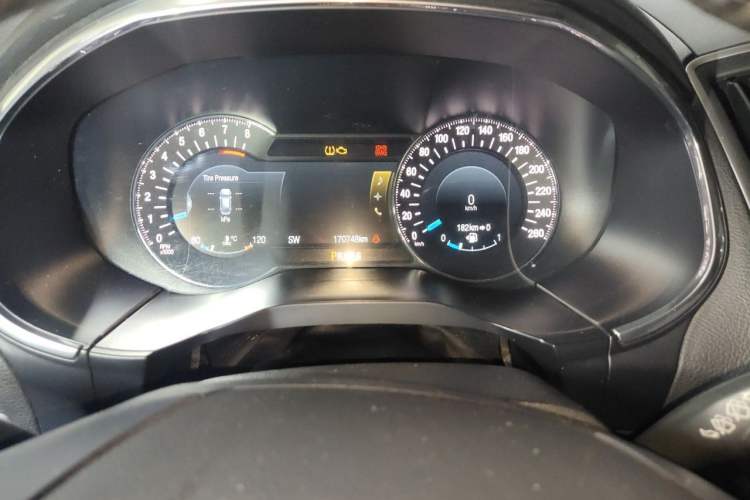 Used Ford Edge 2015 2.0T GTDi Four-Wheel Drive Prestige Model Instrument Cluster