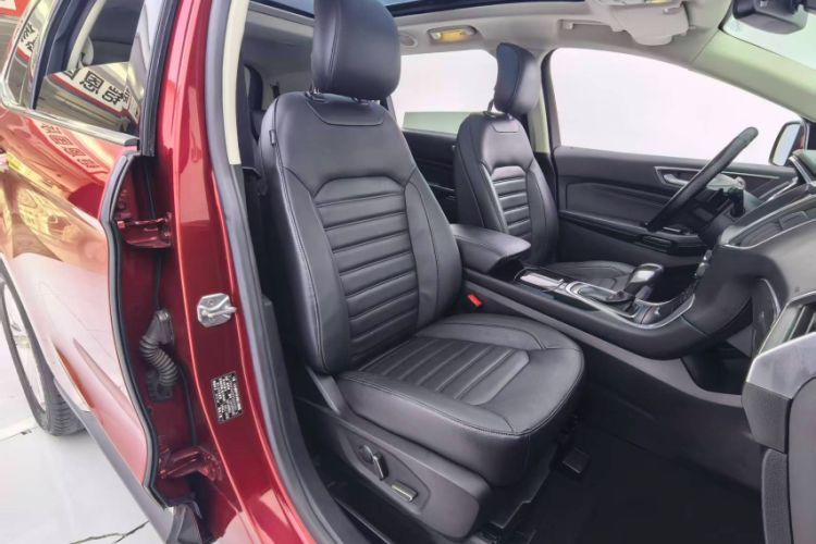 Used Ford Edge 2015 2.0T GTDi 4x4 High-Grade Model Interior 10