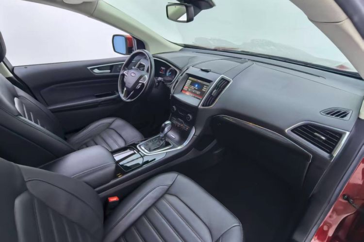 Used Ford Edge 2015 2.0T GTDi 4x4 High-Grade Model Interior 11
