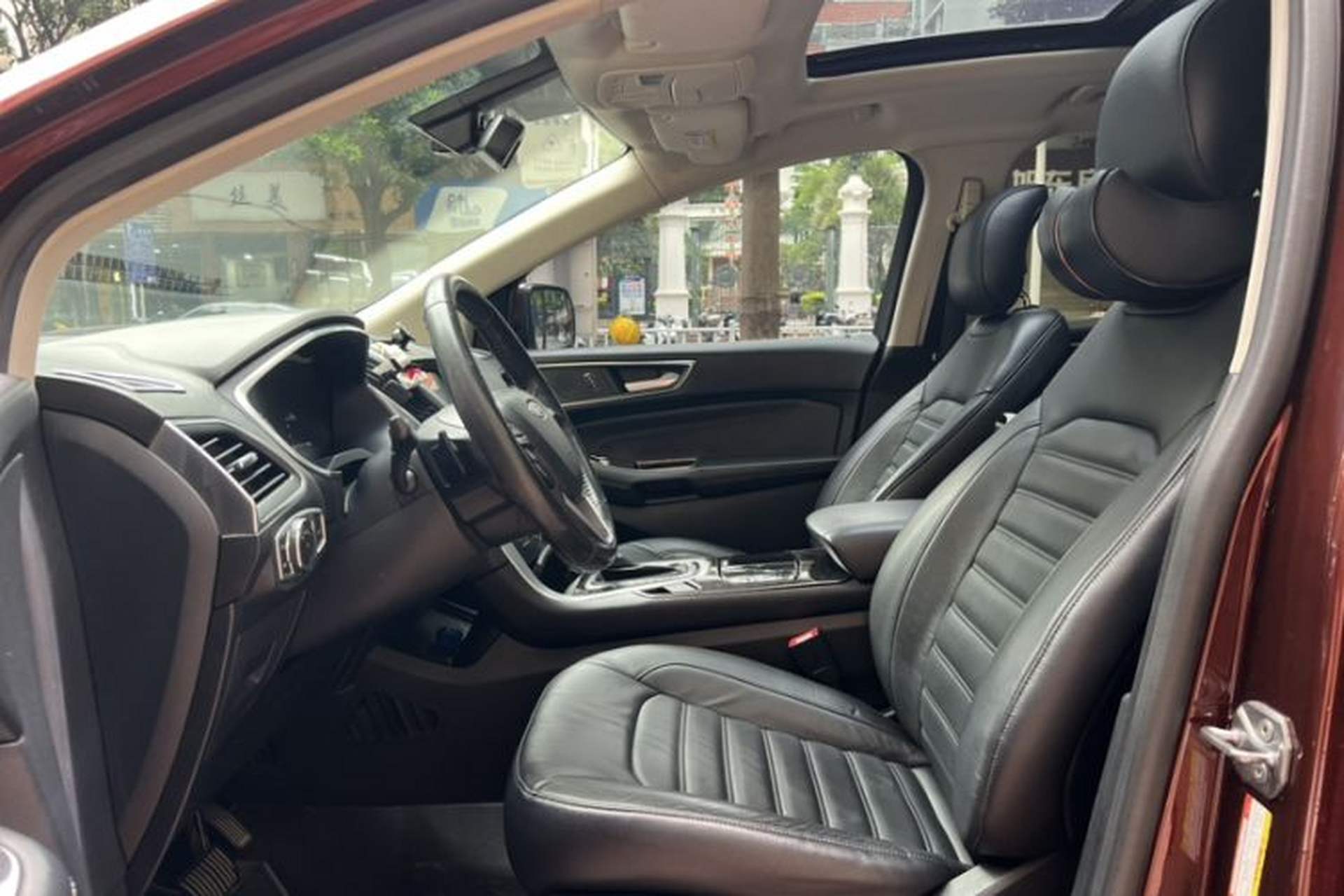 Used Ford Edge 2015 2.0T GTDi 4x4 High-Grade Model Interior 2