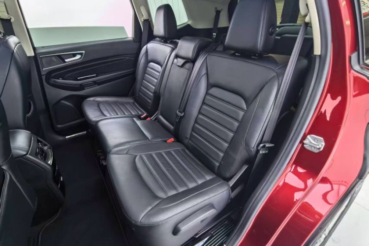 Used Ford Edge 2015 2.0T GTDi 4x4 High-Grade Model Interior 4
