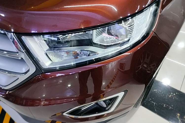 Used Ford Edge 2015 2.0T GTDi Two-Wheel-Drive Elite Edition Left Front Headlight