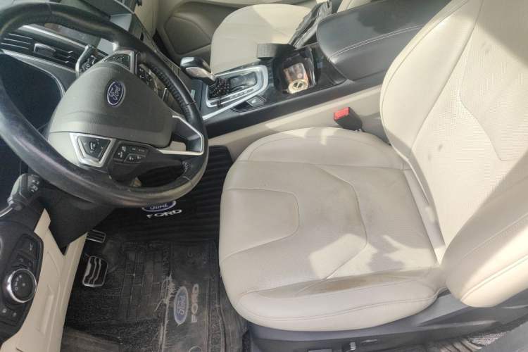 Used Ford Edge 2015 2.7T GTDi 4x4 Prestige 7-Seater Left Front Seat
