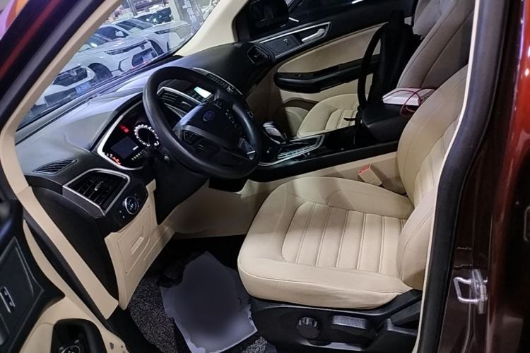 Used Ford Edge 2015 2.0T GTDi Two-Wheel-Drive Elite Edition Left Front Seat