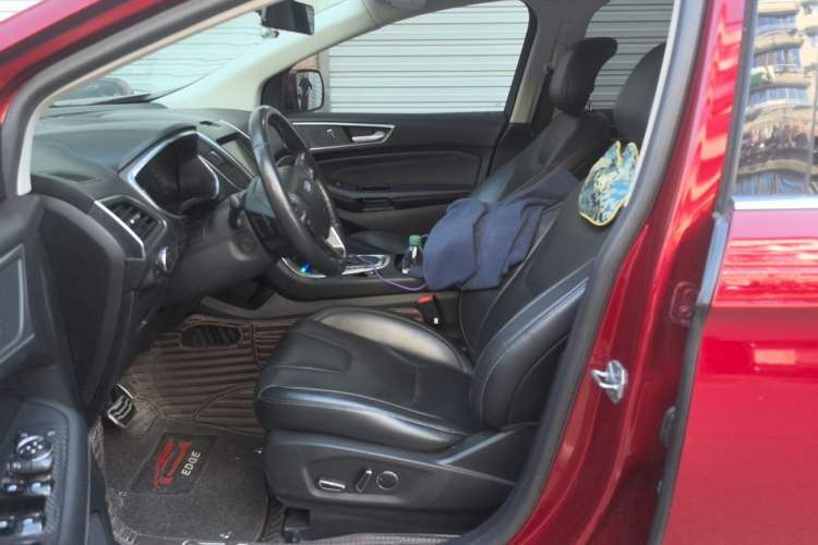 Used Ford Edge 2015 2.0T GTDi Four-Wheel Drive Prestige Model Left Front Seat