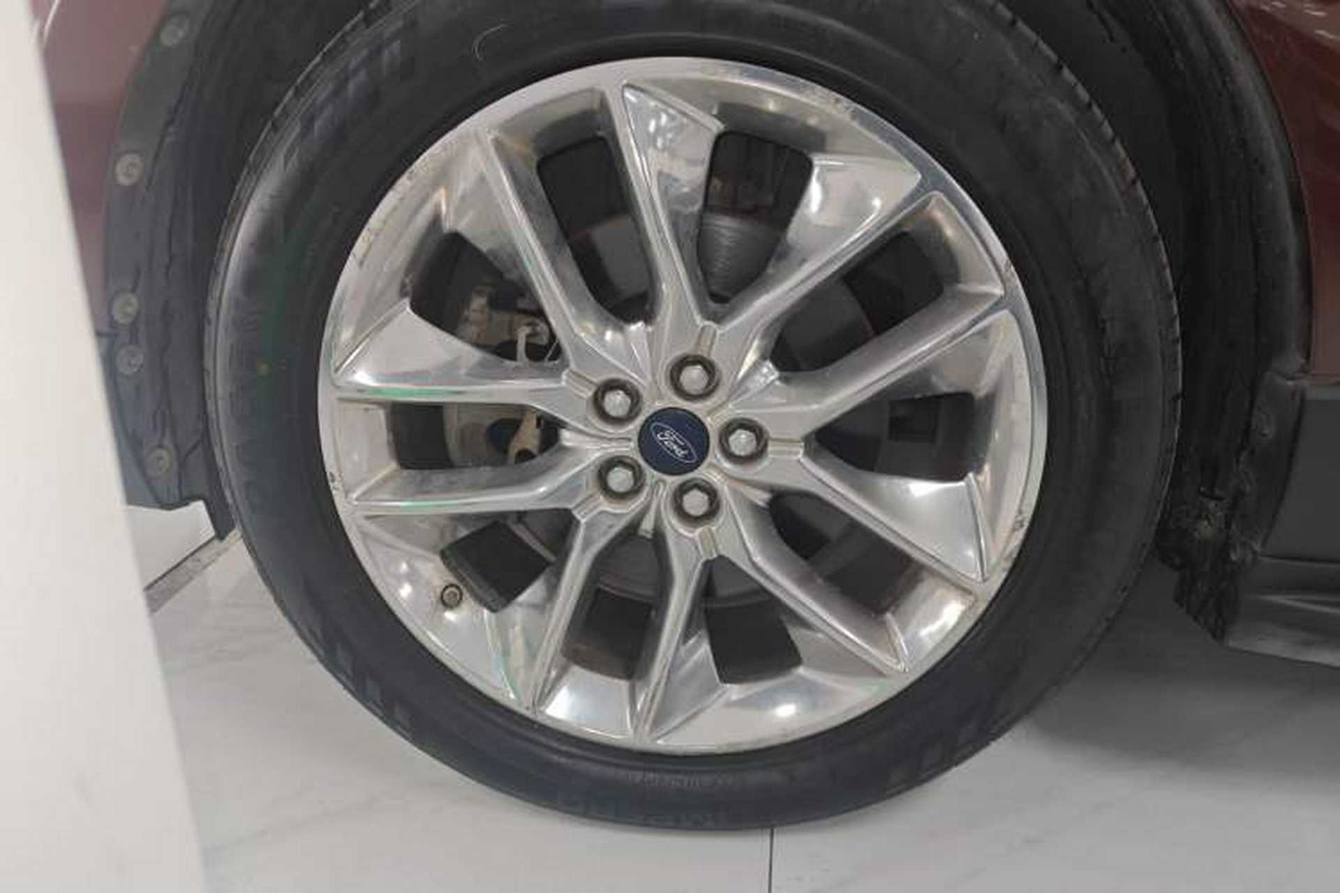 Used Ford Edge 2015 2.0T GTDi Four-Wheel Drive Prestige Model Left Front Wheel Hub