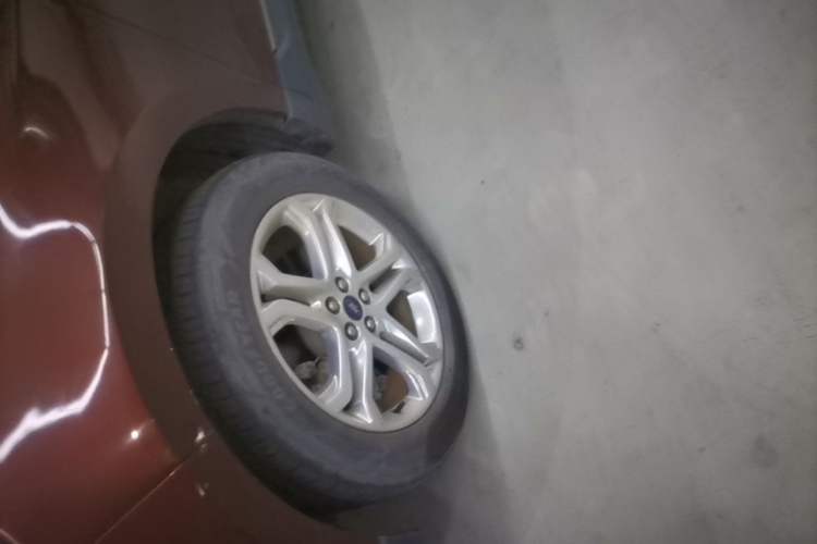 Used Ford Edge 2015 2.0T GTDi 4x4 High-Grade Model Left Front Wheel Hub