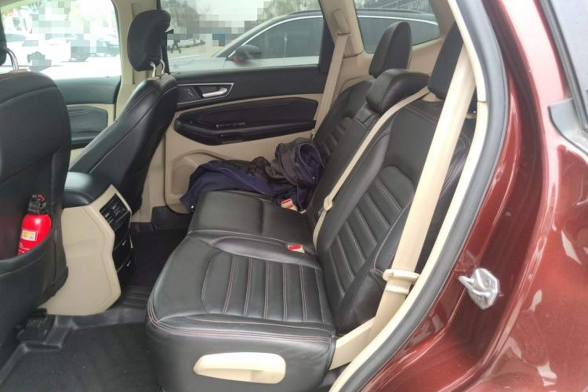 Used Ford Edge 2015 2.0T GTDi Two-Wheel-Drive Elite Edition Left Rear Seat