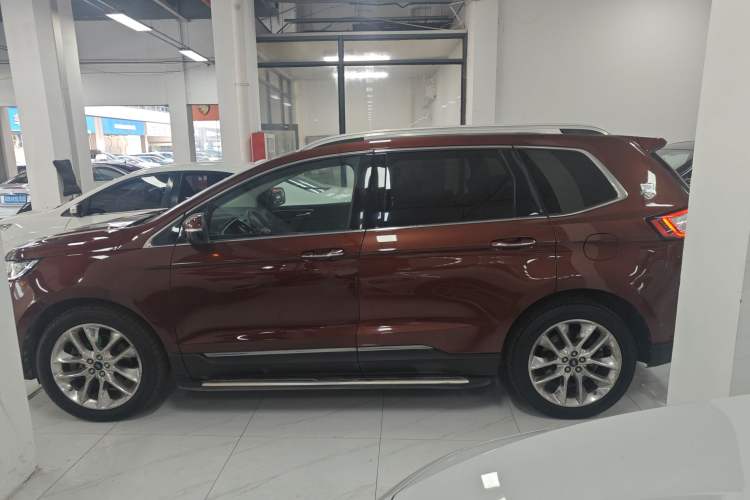 Used Ford Edge 2015 2.0T GTDi Four-Wheel Drive Prestige Model Left Side