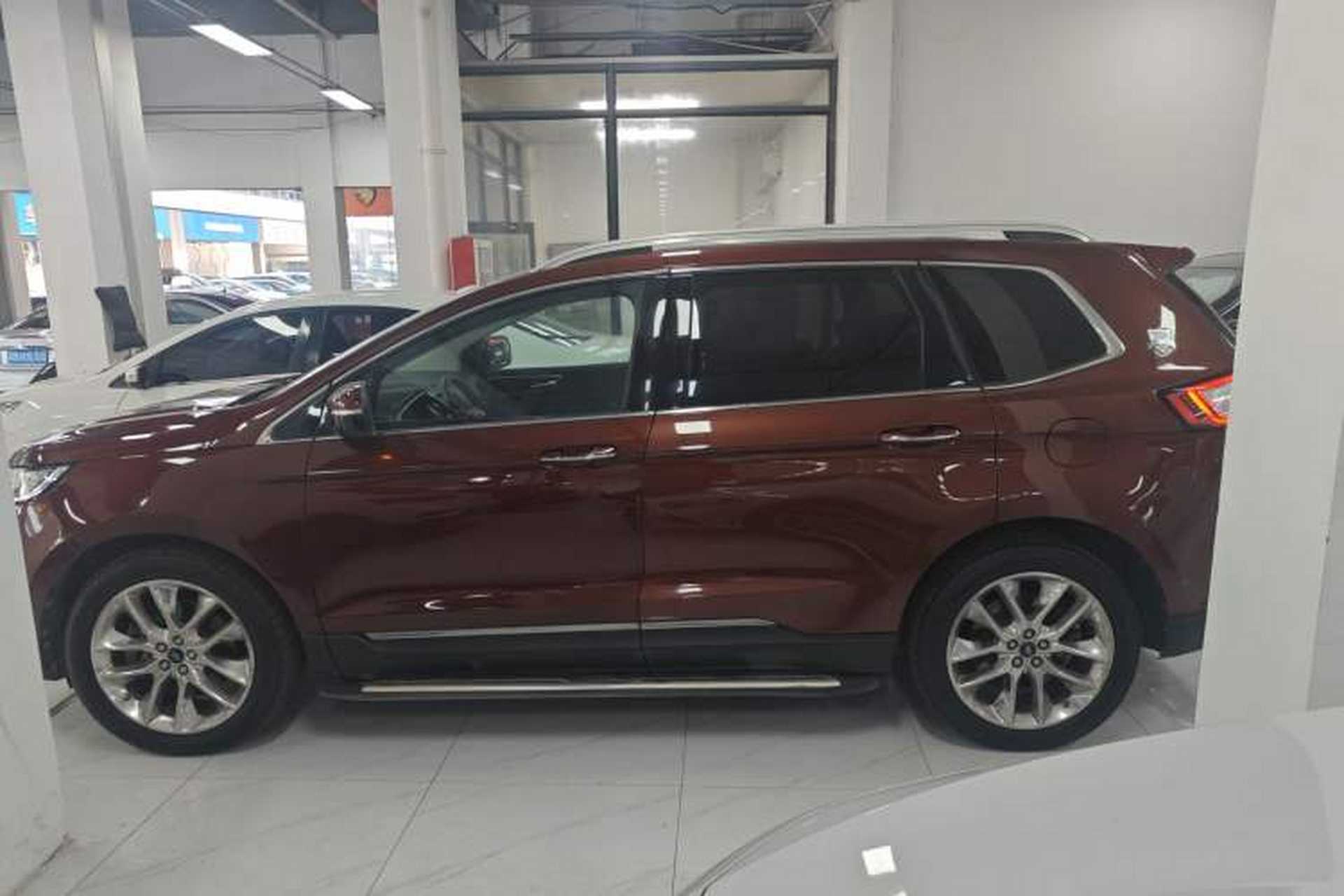 Used Ford Edge 2015 2.0T GTDi Four-Wheel Drive Prestige Model Left Side