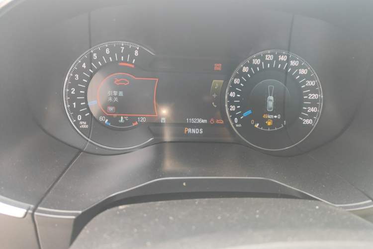 Used Ford Edge 2015 2.7T GTDi 4x4 Prestige 7-Seater Odometer Close Up