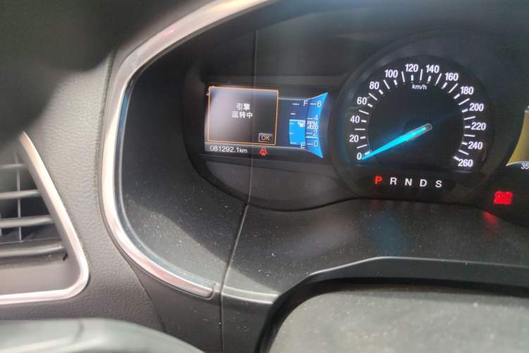 Used Ford Edge 2015 2.7T GTDi 4x4 Sporty 7-Seater Odometer Close Up