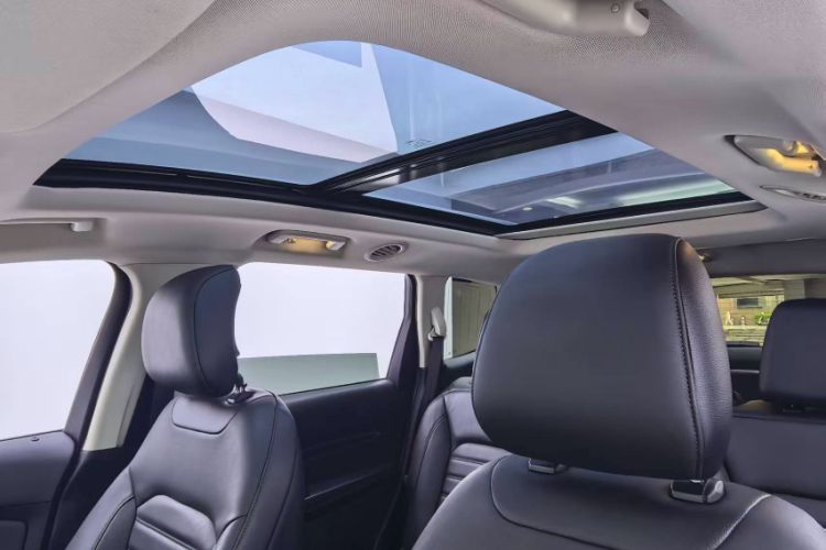 Used Ford Edge 2015 2.0T GTDi 4x4 High-Grade Model Roof