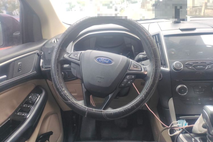 Used Ford Edge 2015 2.0T GTDi Two-Wheel-Drive Elite Edition Steering Wheel