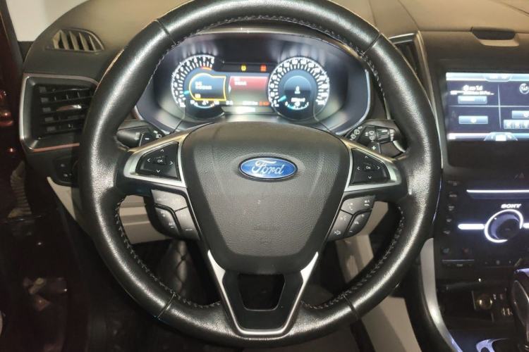 Used Ford Edge 2015 2.0T GTDi Four-Wheel Drive Prestige Model Steering Wheel