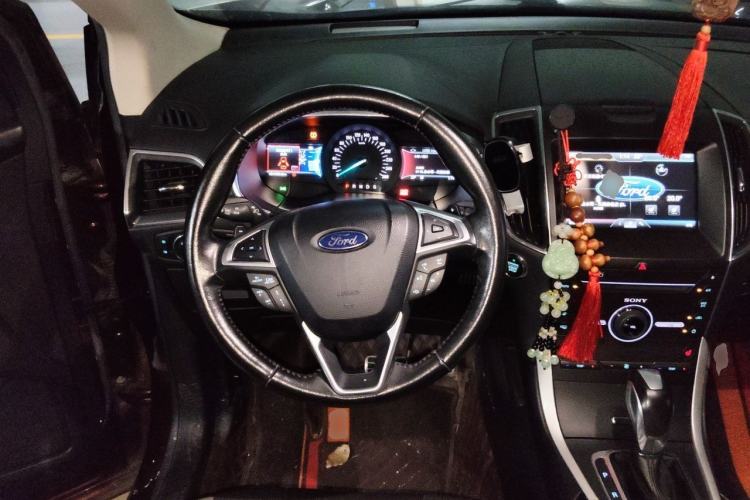 Used Ford Edge 2015 2.7T GTDi 4x4 Sporty 7-Seater Steering Wheel