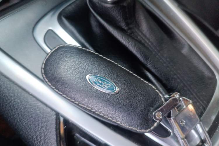 Used Ford Edge 2015 2.0T GTDi Two-Wheel-Drive High-Line Version Vehicle Key