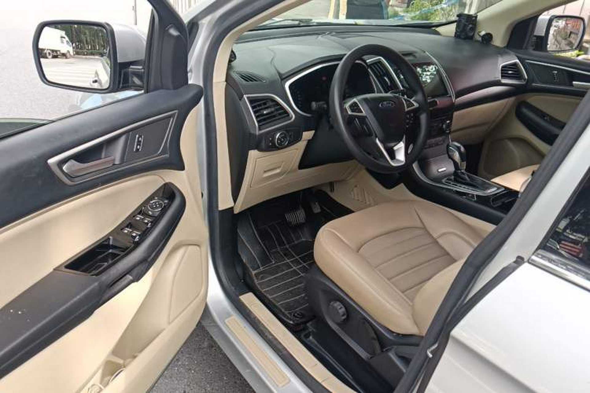 Used Ford Edge 2015 2.0T GTDi Two-Wheel-Drive Elite Edition Driver Seat