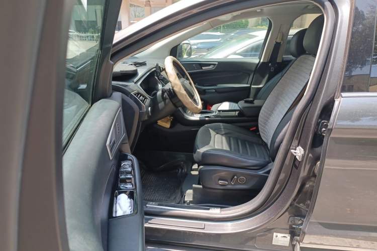 Used Ford Edge 2015 2.0T GTDi Two-Wheel-Drive High-Line Version Driver Seat