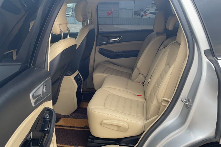 Used Ford Edge 2015 2.0T GTDi 4x4 High-Grade Model Interior 1